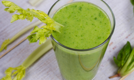 Grön smoothie med äpple och selleri - Pensionä